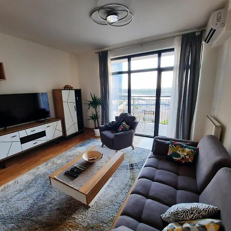 B-G Waterfront Apartment Белград Экстерьер фото