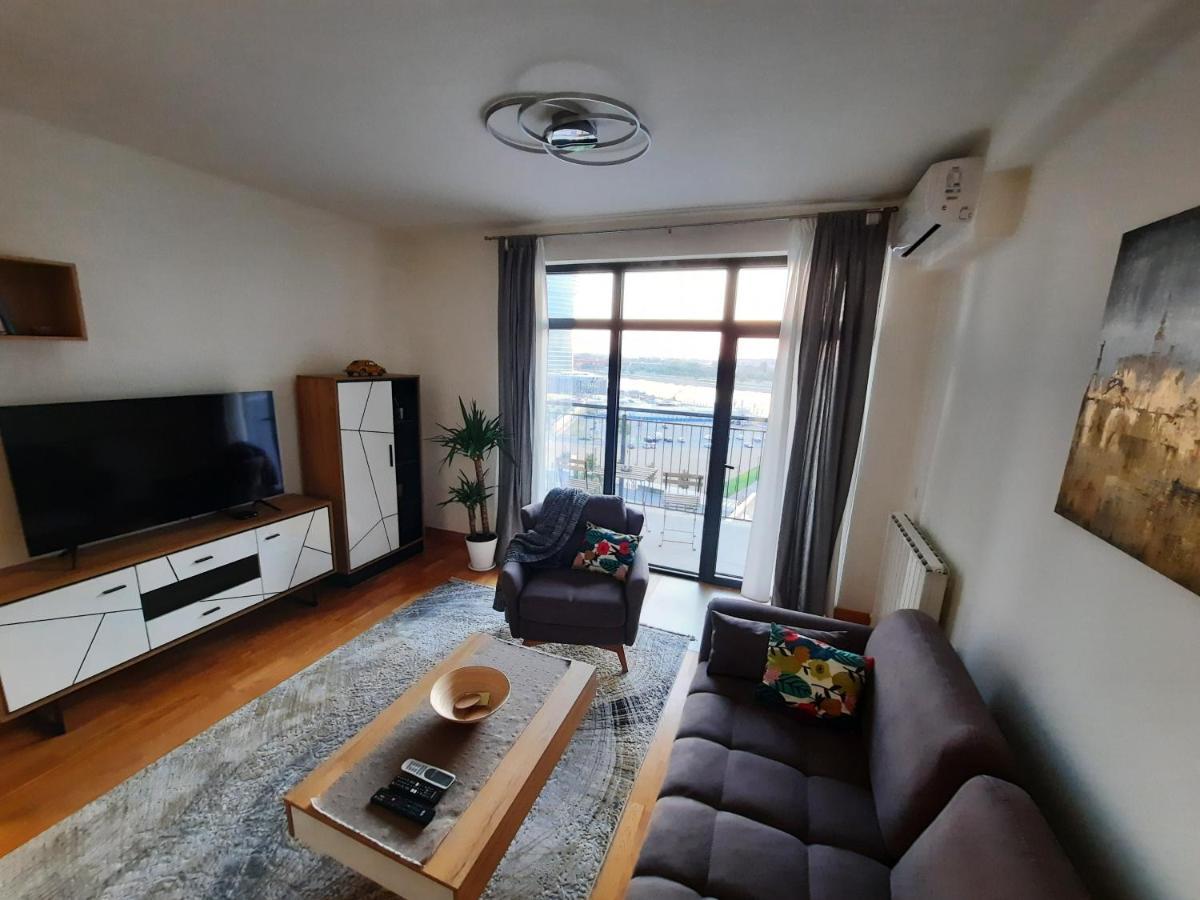 B-G Waterfront Apartment Белград Экстерьер фото